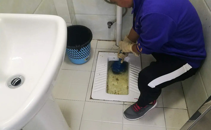 友谊疏通蹲坑