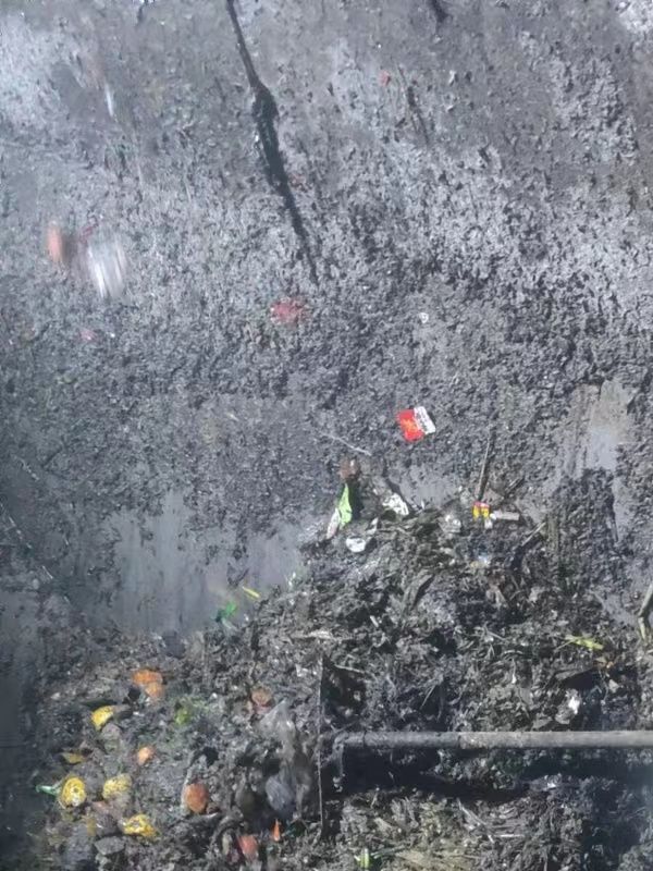 友谊污水池清理